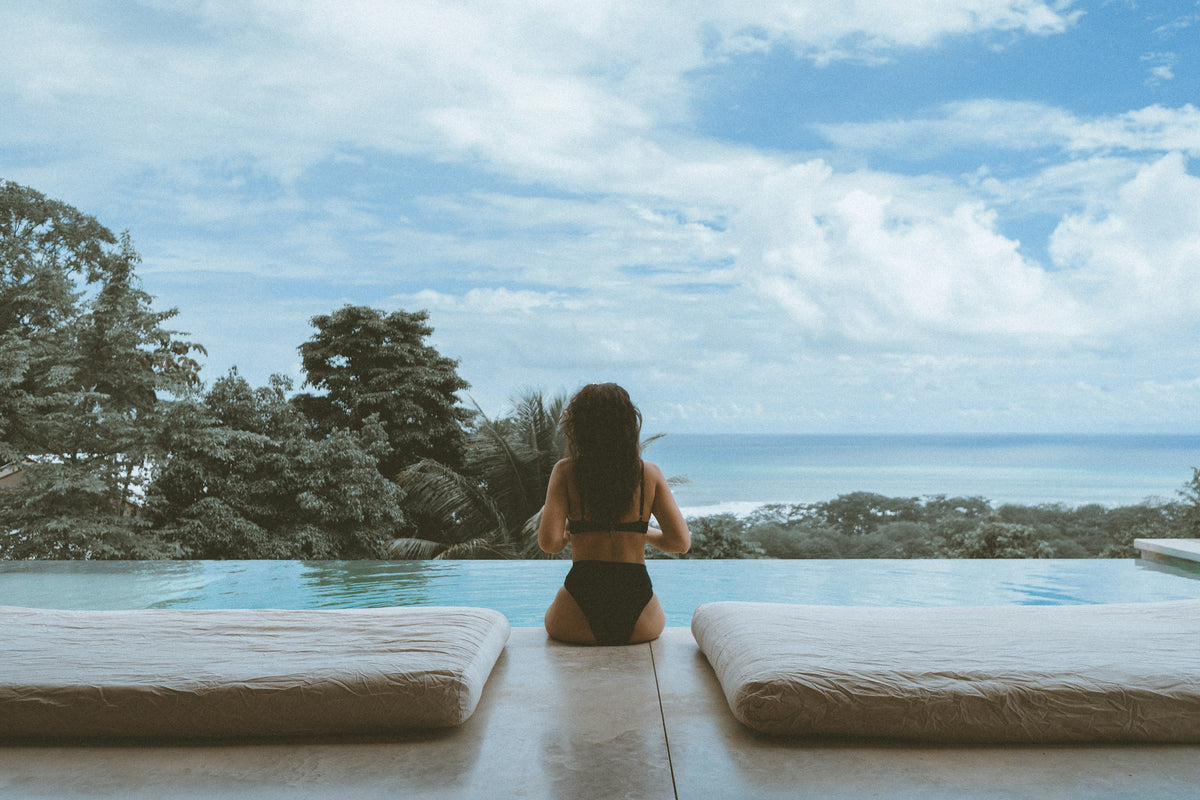 Infinity pool above the sea, Svadhisthana retreat